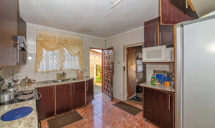 4 Bedroom Property for Sale in Maokeng Free State